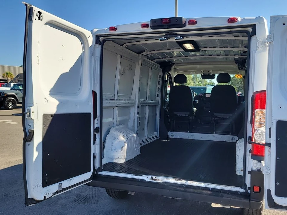 2025 Ram ProMaster - Image 8 of 21