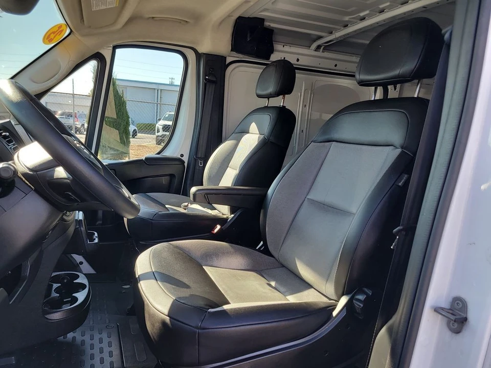 2025 Ram ProMaster - Image 16 of 21