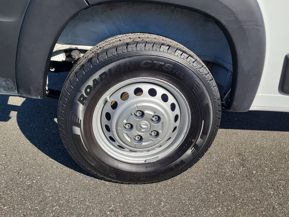 2025 Ram ProMaster - Image 5 of 21