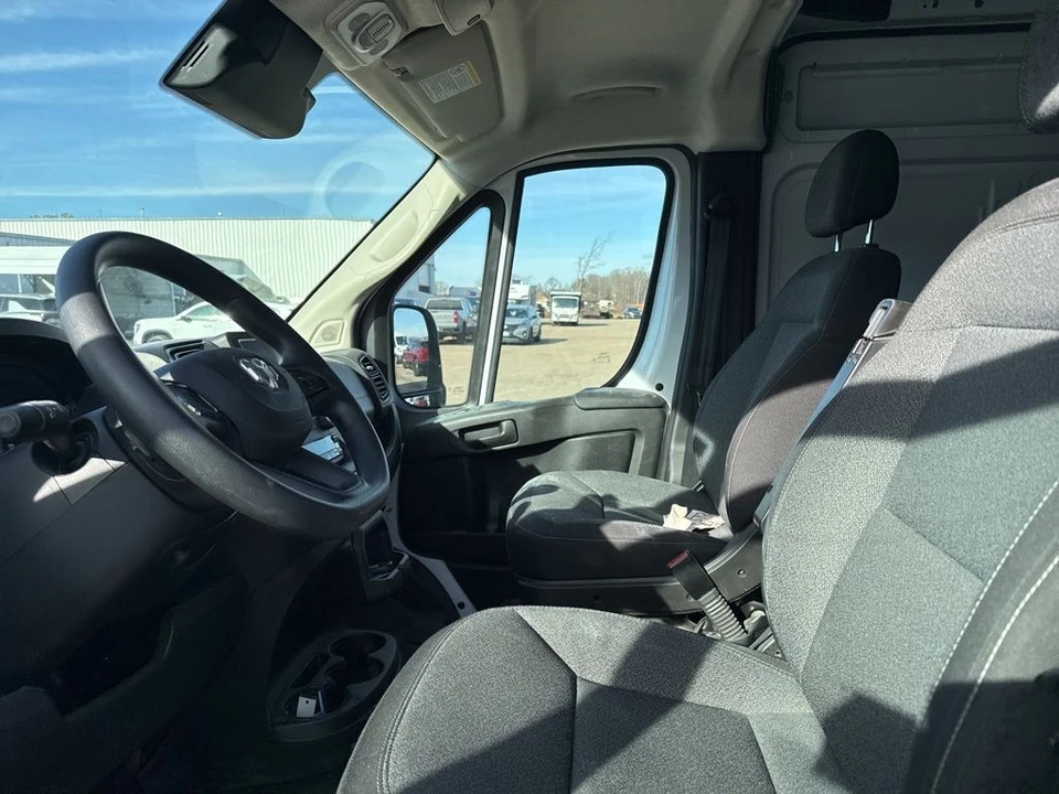 2025 Ram ProMaster - Image 5 of 6