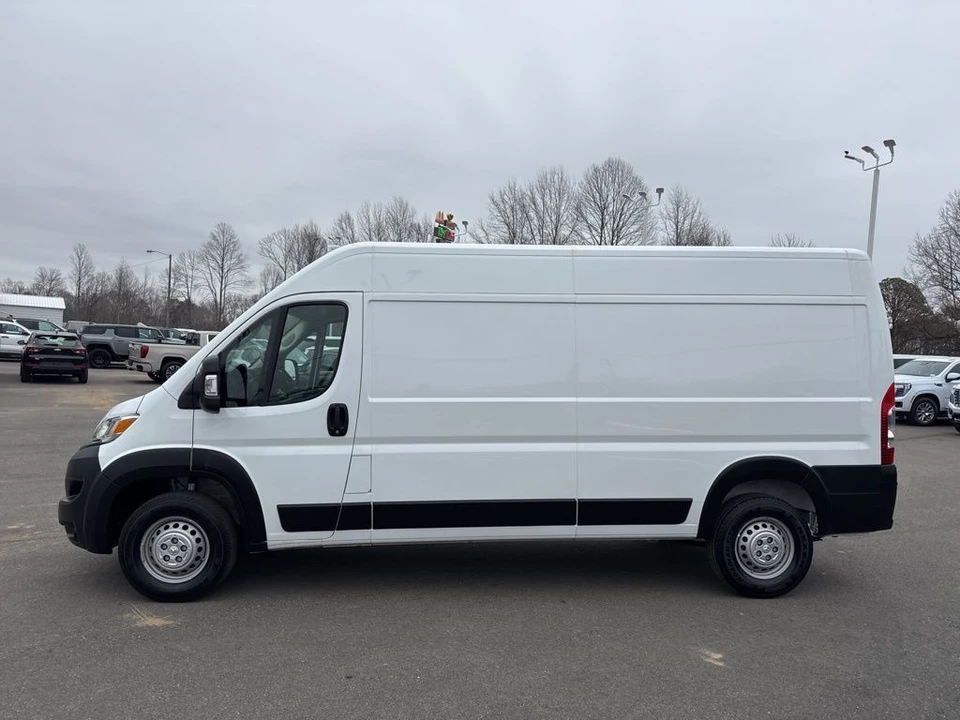 2025 Ram ProMaster - Image 2 of 12