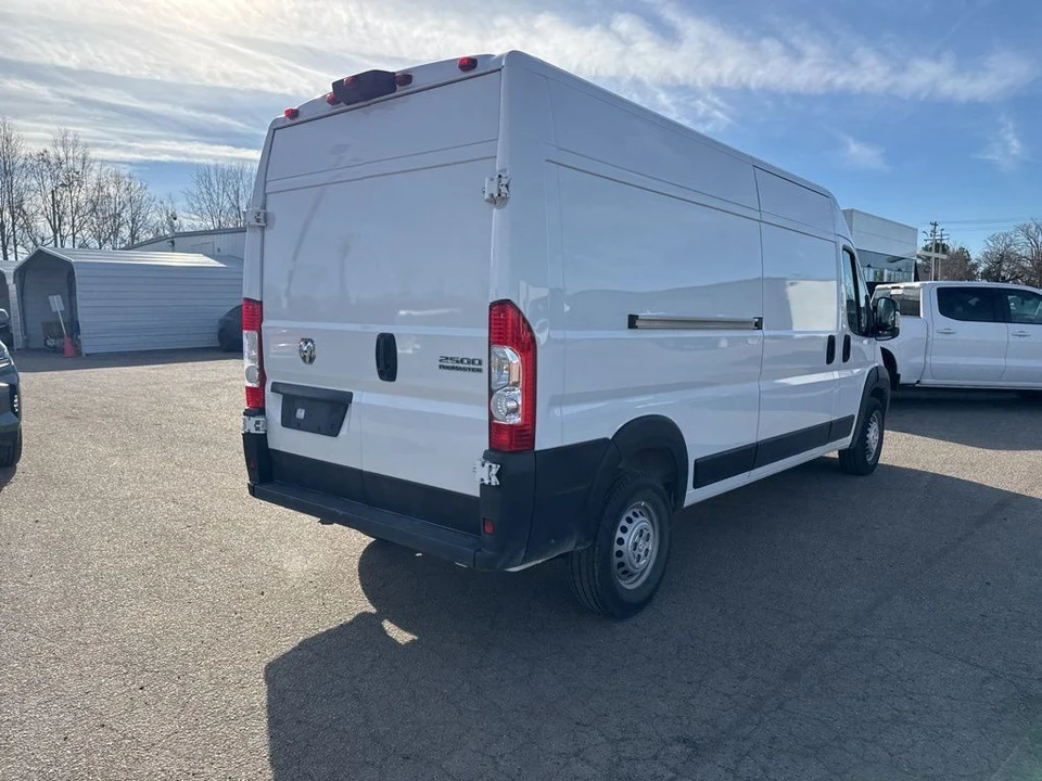 2025 Ram ProMaster - Image 3 of 6