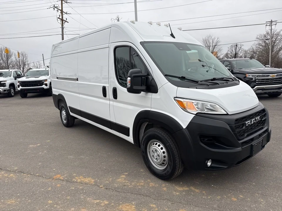 2025 Ram ProMaster - Image 7 of 12