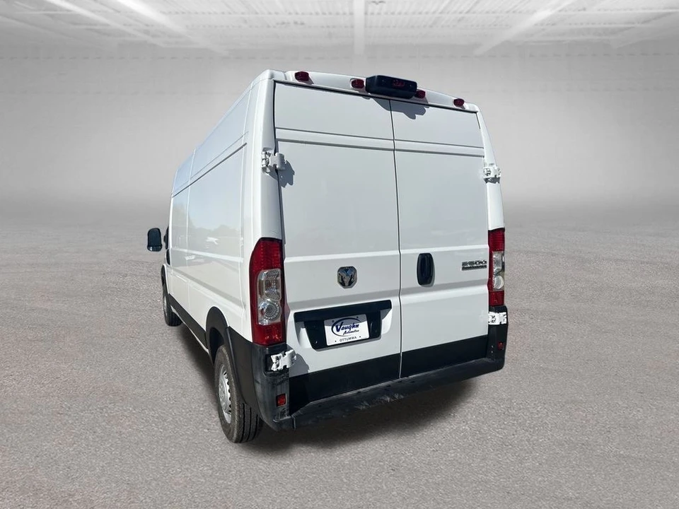 2025 Ram ProMaster - Image 8 of 12