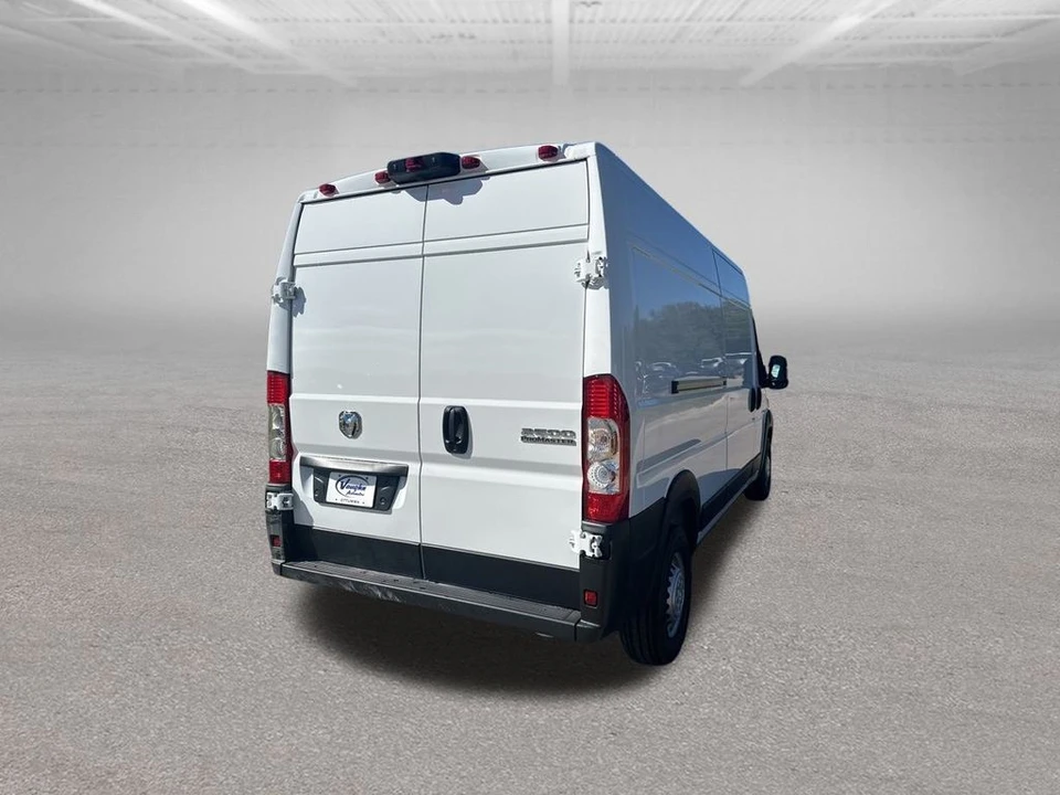 2025 Ram ProMaster - Image 10 of 12