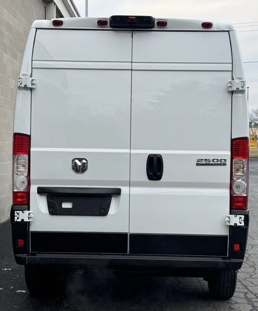 2025 Ram ProMaster - Image 10 of 12