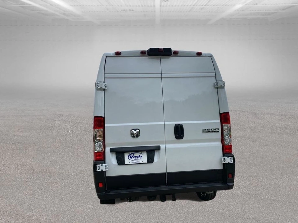 2025 Ram ProMaster - Image 9 of 12