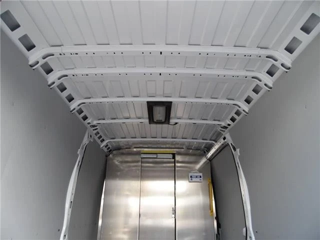 2025 Ram ProMaster - Image 10 of 21