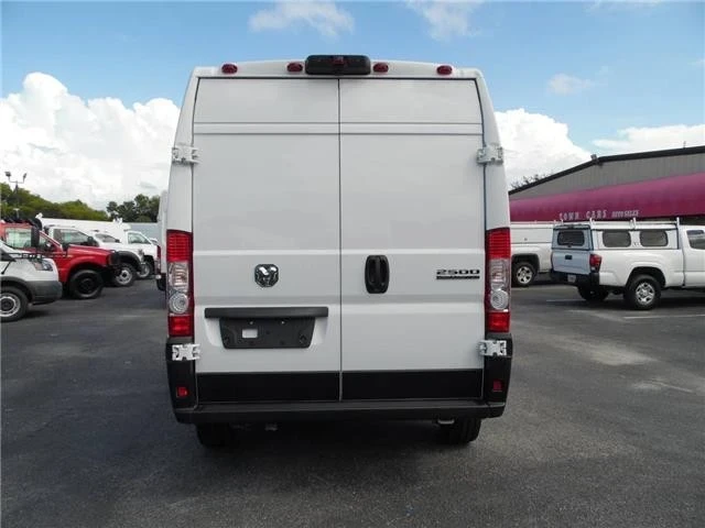2025 Ram ProMaster - Image 6 of 21