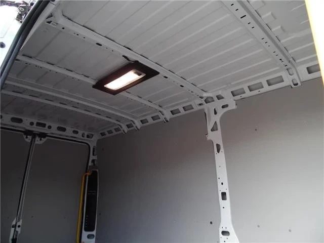 2025 Ram ProMaster - Image 13 of 21