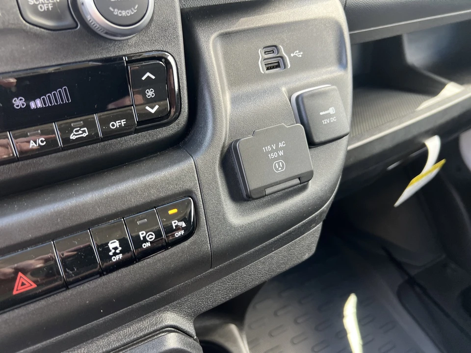 2025 Ram ProMaster - Image 21 of 29