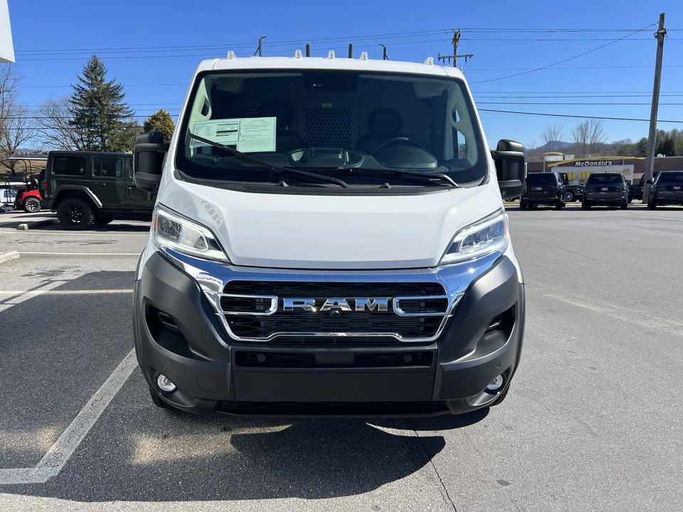 2025 Ram ProMaster - Image 5 of 29