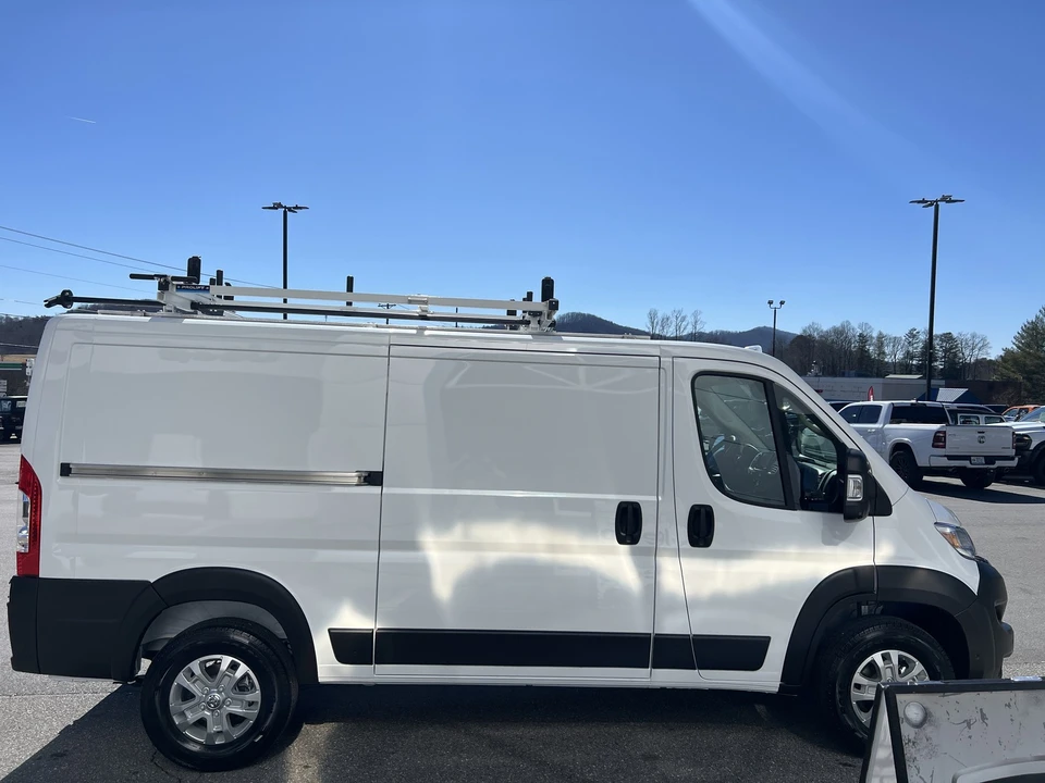 2025 Ram ProMaster - Image 4 of 12
