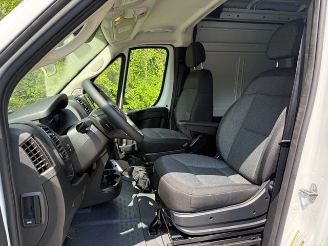 2025 Ram ProMaster - Image 15 of 21