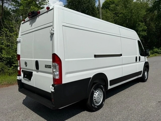 2025 Ram ProMaster - Image 9 of 21