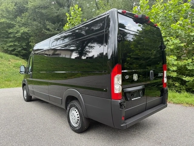2025 Ram ProMaster - Image 10 of 21