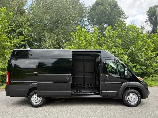 2025 Ram ProMaster - Image 6 of 21