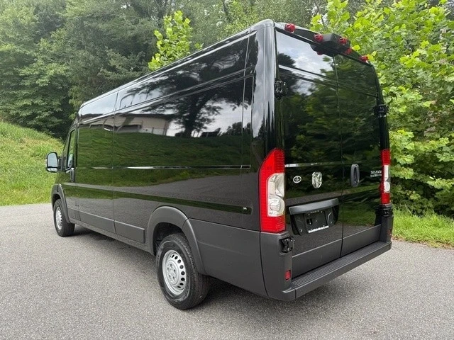 2025 Ram ProMaster - Image 10 of 21