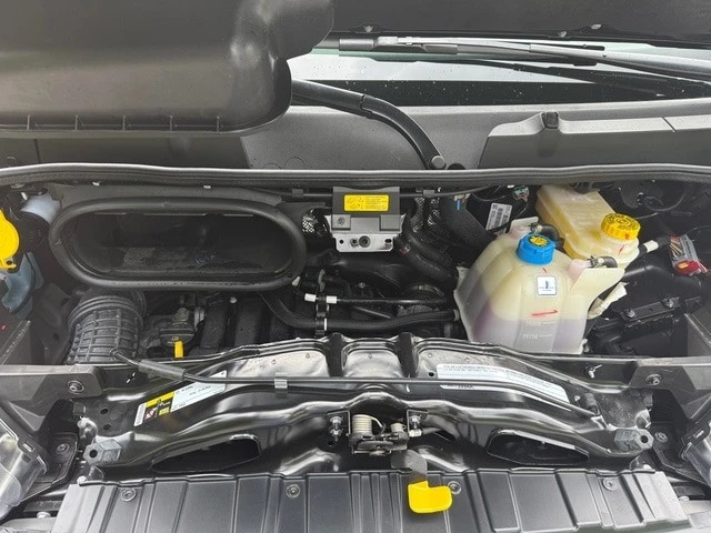 2025 Ram ProMaster - Image 11 of 21