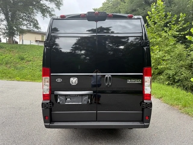 2025 Ram ProMaster - Image 9 of 21