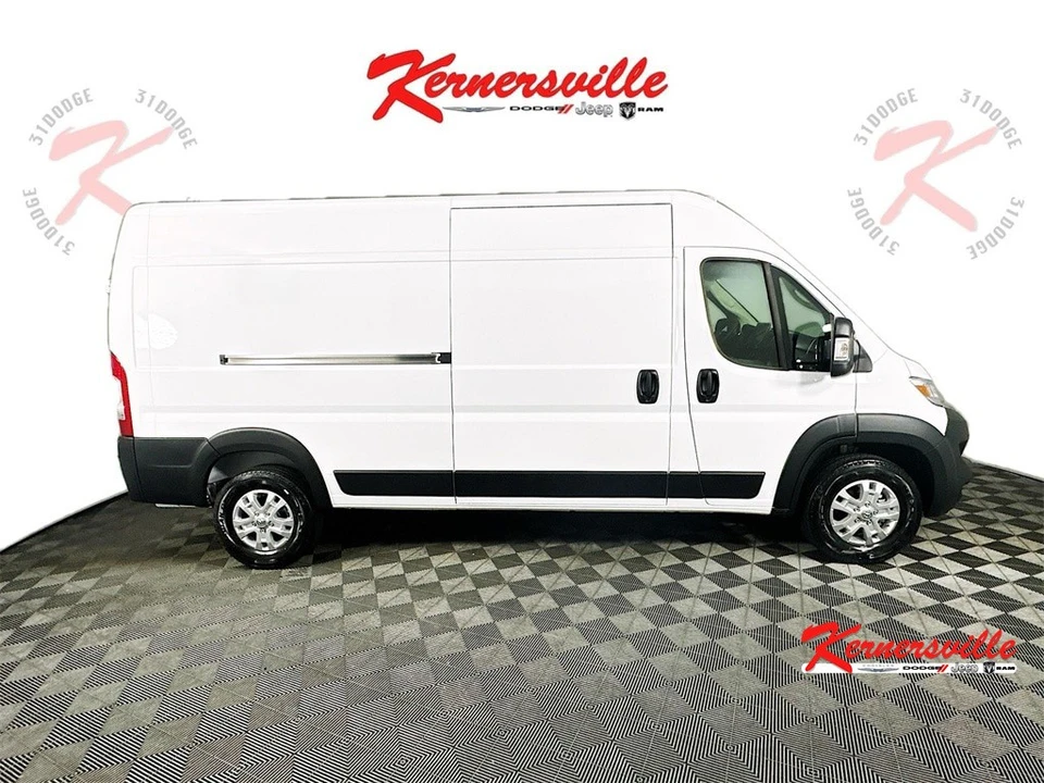2025 Ram ProMaster - Image 8 of 12