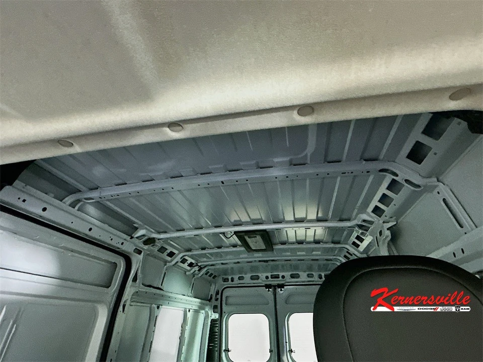 2025 Ram ProMaster - Image 15 of 21