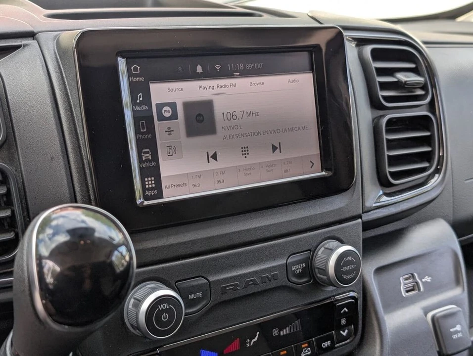 2025 Ram ProMaster - Image 17 of 21