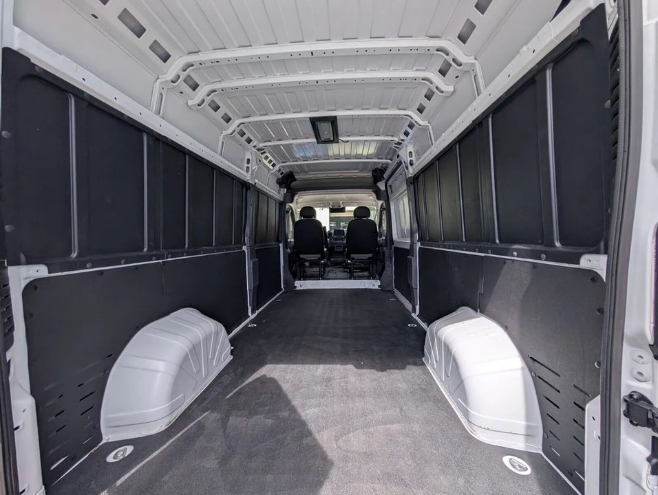 2025 Ram ProMaster - Image 11 of 21