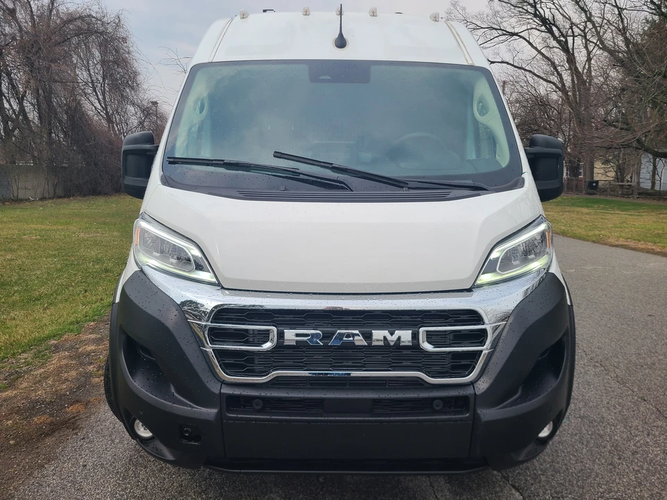 2025 Ram ProMaster - Image 8 of 21