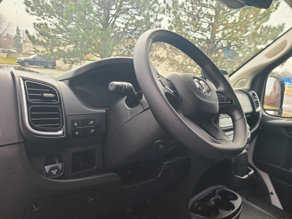 2025 Ram ProMaster - Image 9 of 21