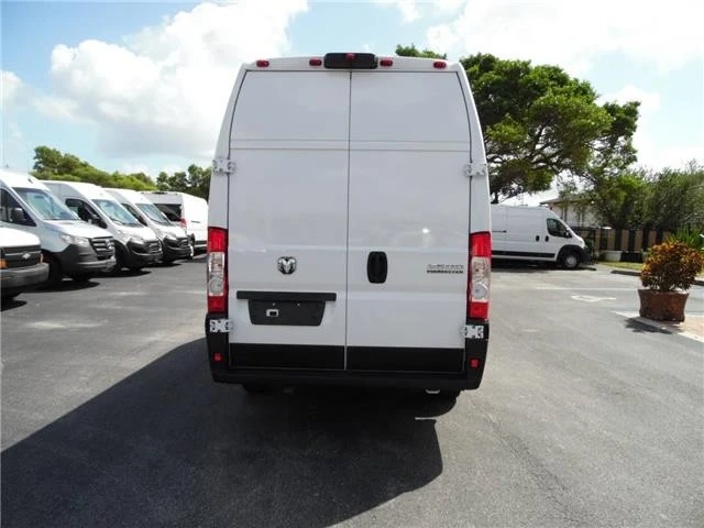 2025 Ram ProMaster - Image 6 of 21