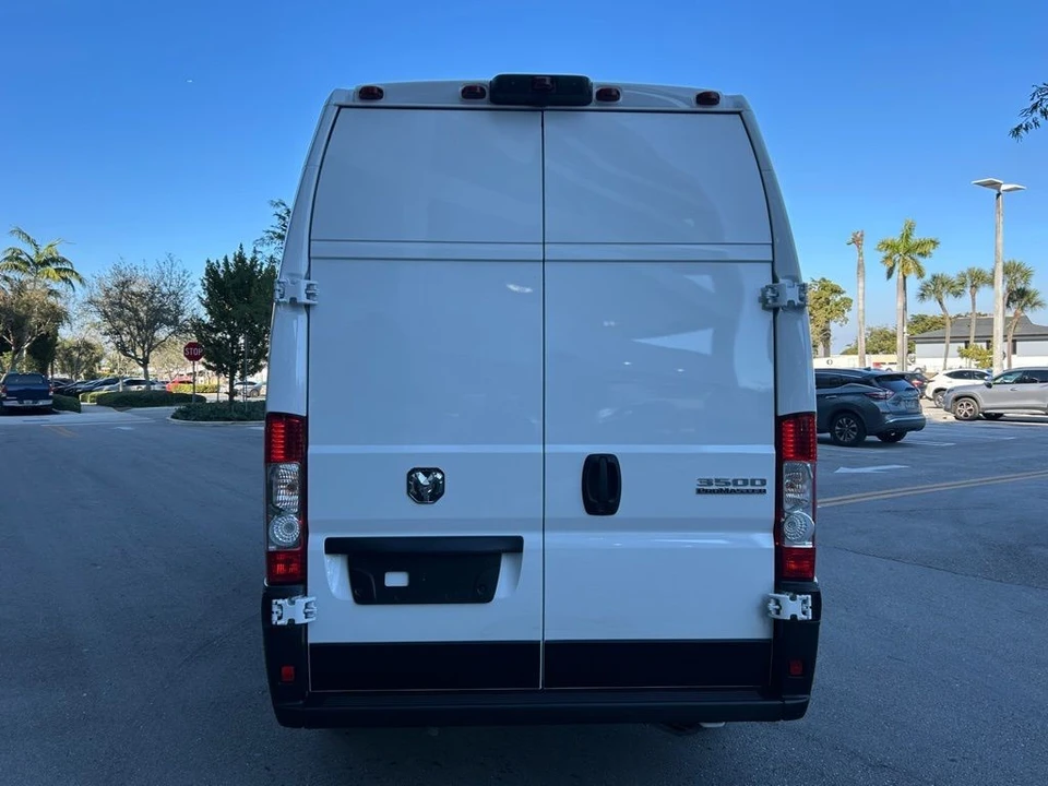 2025 Ram ProMaster - Image 6 of 21