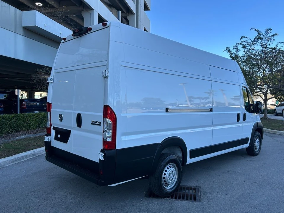 2025 Ram ProMaster - Image 5 of 21