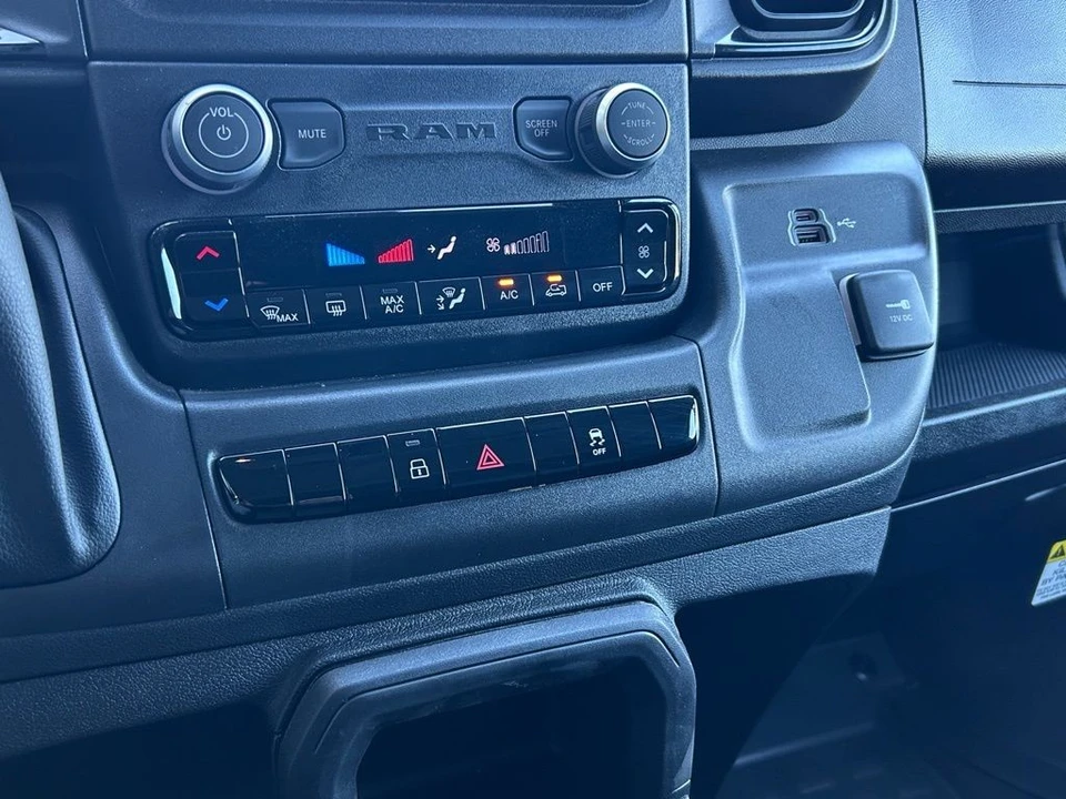 2025 Ram ProMaster - Image 19 of 21