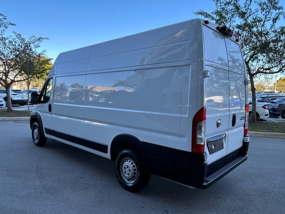 2025 Ram ProMaster - Image 7 of 21