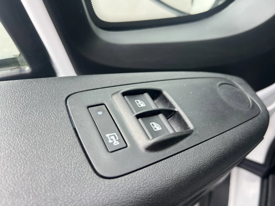 2025 Ram ProMaster - Image 15 of 21