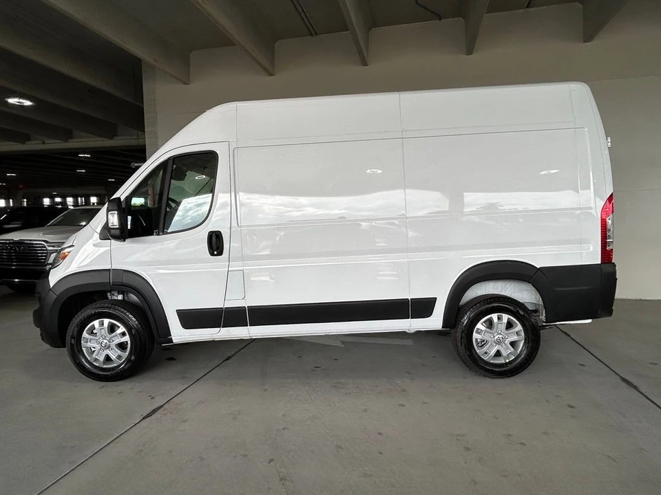 2025 Ram ProMaster - Image 6 of 21