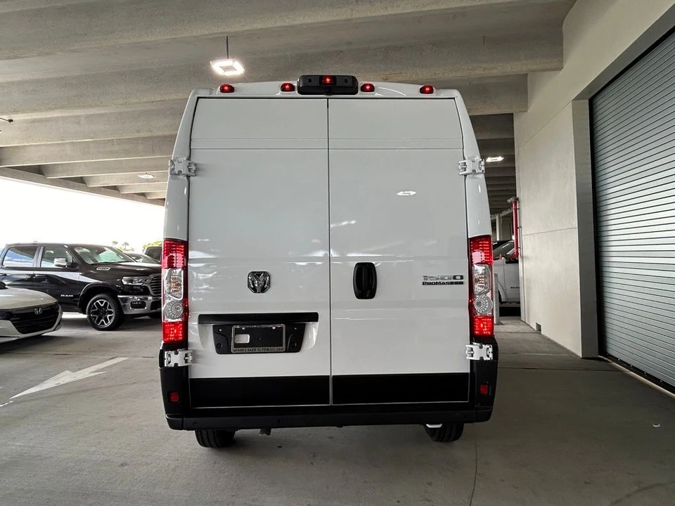 2025 Ram ProMaster - Image 5 of 21