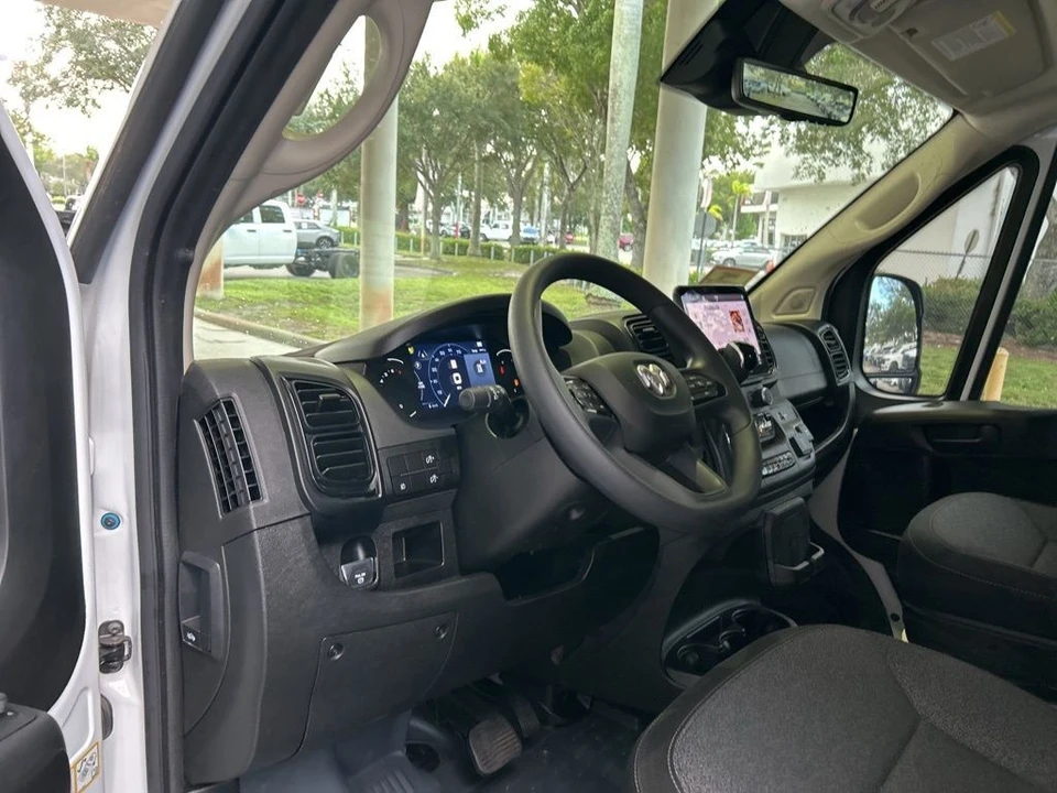 2025 Ram ProMaster - Image 6 of 12