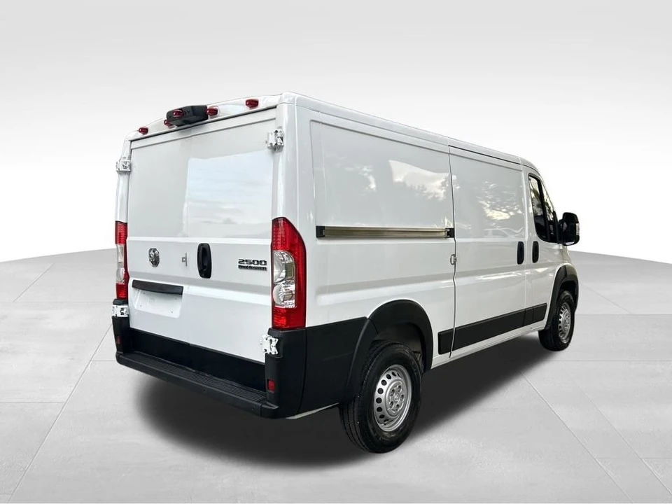 2025 Ram ProMaster - Image 3 of 12