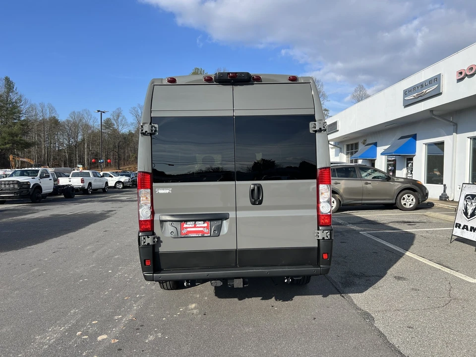 2025 Ram ProMaster - Image 2 of 12
