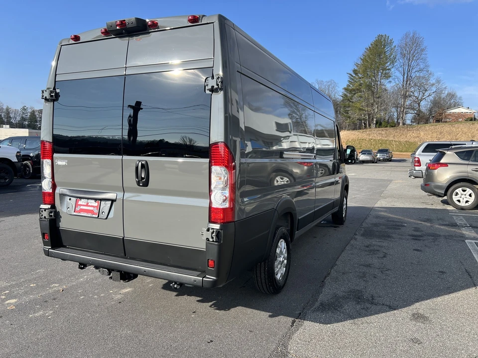 2025 Ram ProMaster - Image 3 of 12