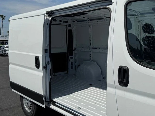 2025 Ram ProMaster - Image 12 of 12