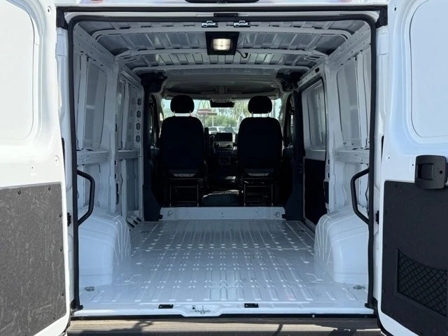 2025 Ram ProMaster - Image 11 of 12