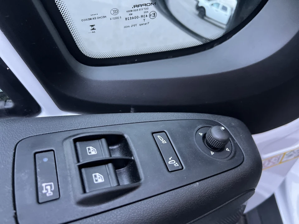 2025 Ram ProMaster - Image 11 of 12