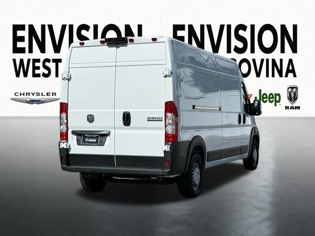 2025 Ram ProMaster - Image 10 of 12