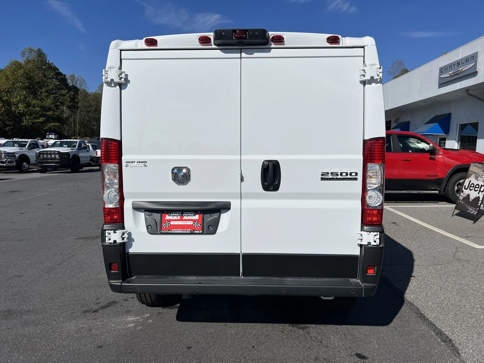 2025 Ram ProMaster - Image 2 of 12