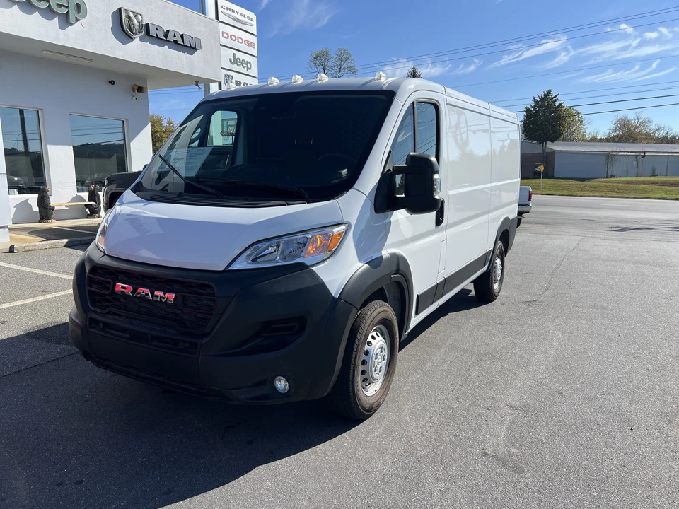 2025 Ram ProMaster - Image 5 of 12