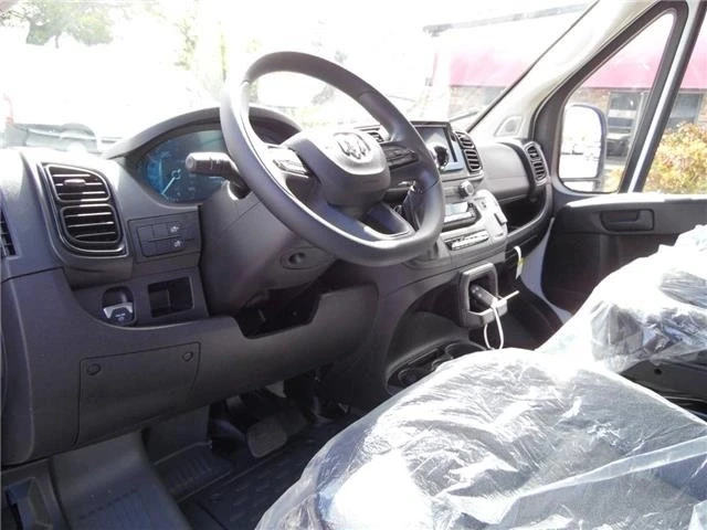 2025 Ram ProMaster - Image 18 of 21