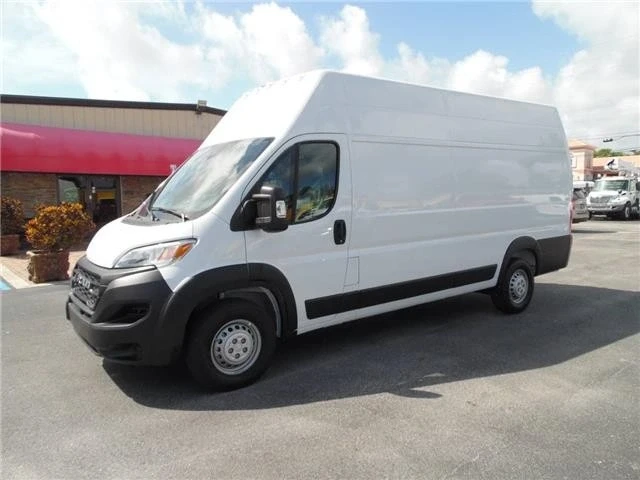 2025 Ram ProMaster - Image 3 of 21